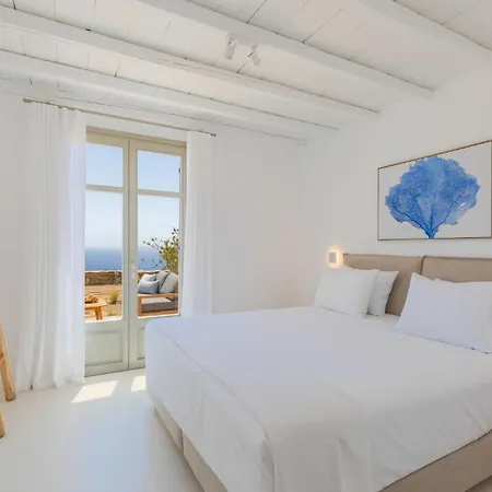 Вилла Renovated Luxury Oceanview With Pool In Mykonos