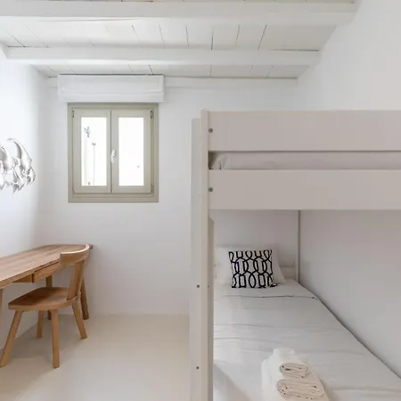 Villa Renovated Luxury Oceanview With Pool In Mykonos