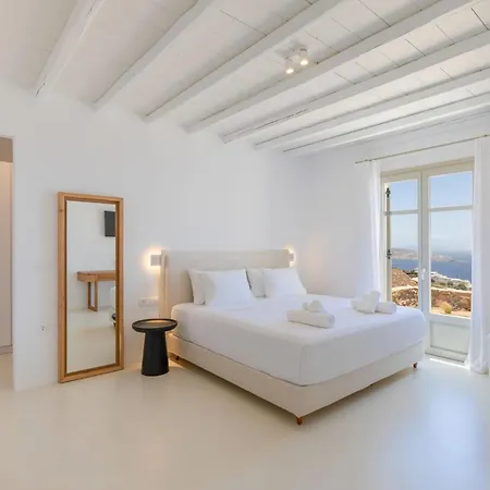 Villa Renovated Luxury Oceanview With Pool In Mykonos