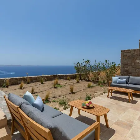 Renovated Luxury Oceanview With Pool In Mykonos Villa
